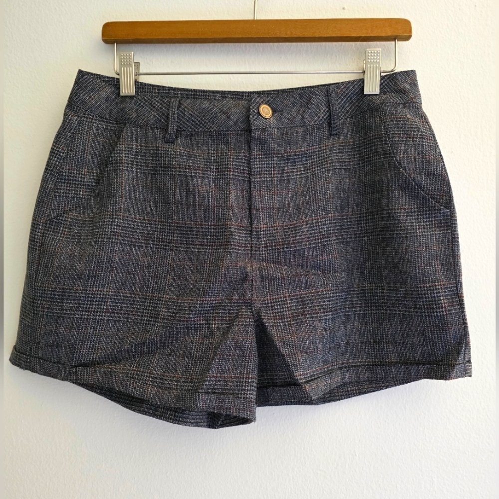 Umgee USA Stylish Gray Women's Shorts Sz Medium